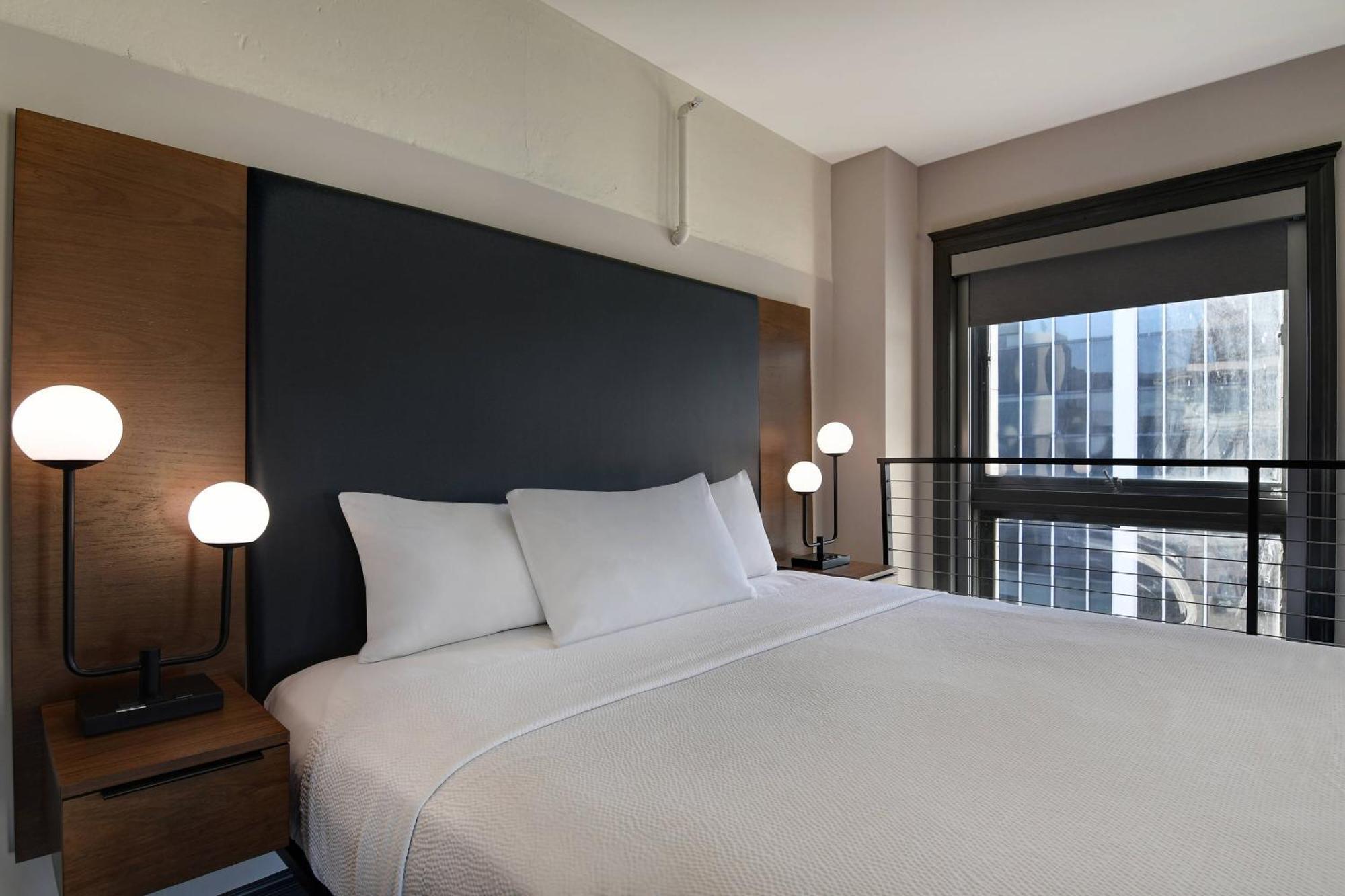 Courtyard By Marriott Cincinnati Downtown Zewnętrze zdjęcie